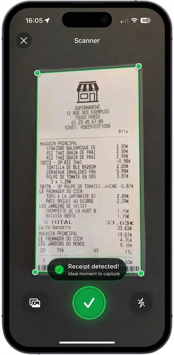 Splitz receipt scanning screen with automatic item detection